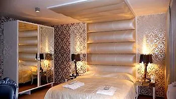 Designhotel 21 Cakov:makara Bratislava